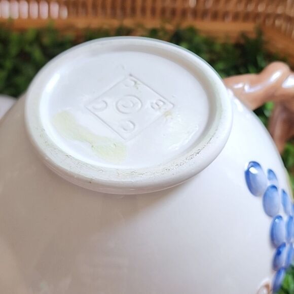 Embossed Grapes Twisted Grape Vine Handle - Picture 8 of 8